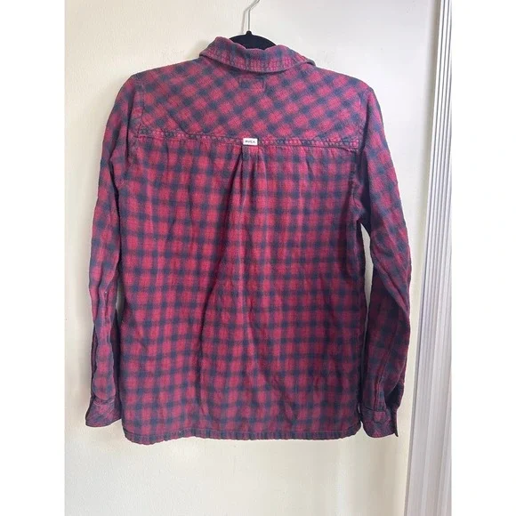 RVCA Men's Flannel Shirt Red Navy Plaid Long Sleeve Button Up Size M - Picture 3 of 3